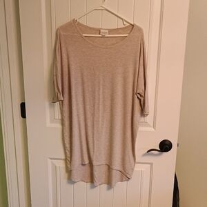 Womans Xs LuLaRoe Tan Oversized Tunic Top